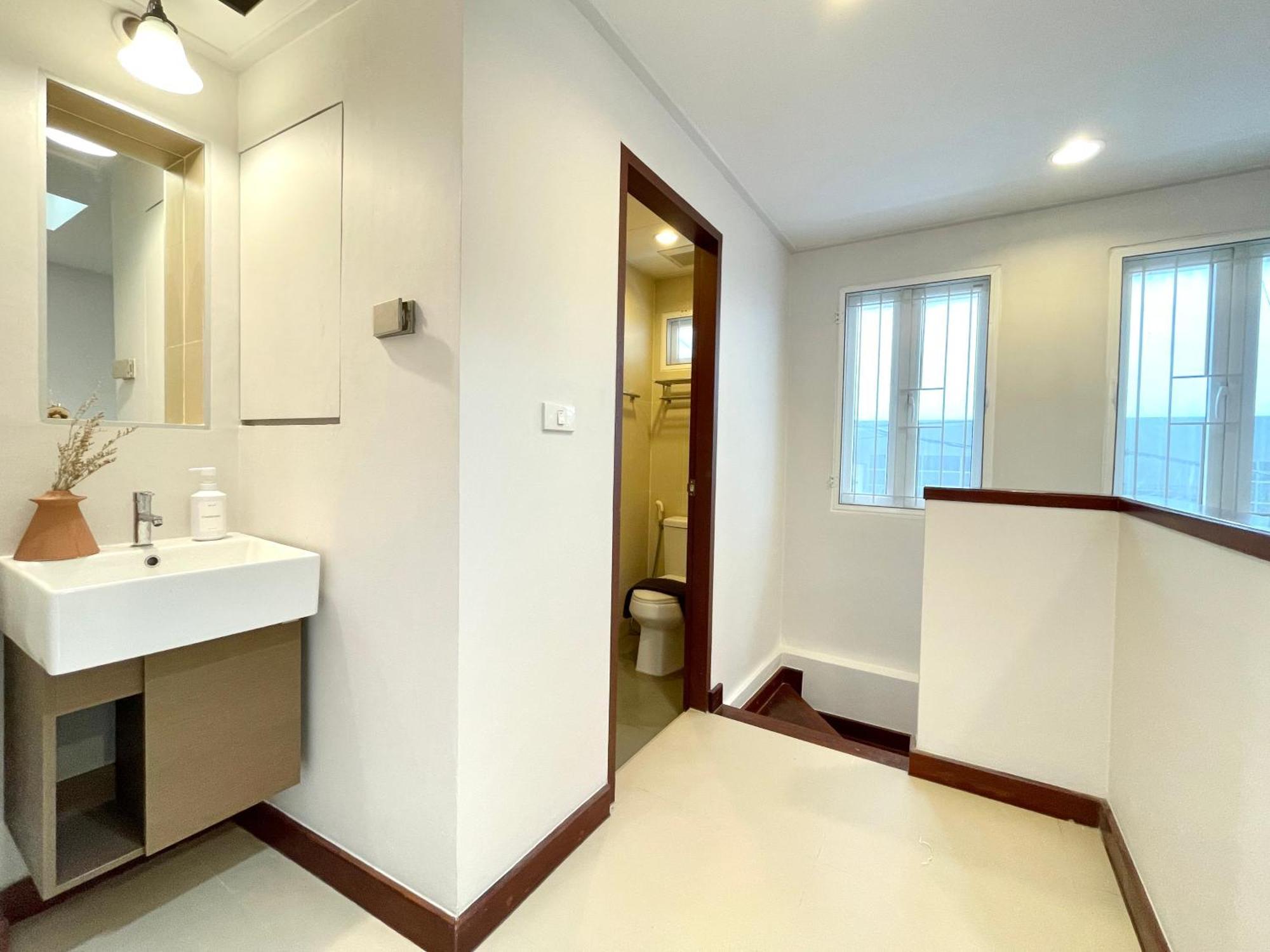 Urban Escape House - China Town Holiday home Bangkok