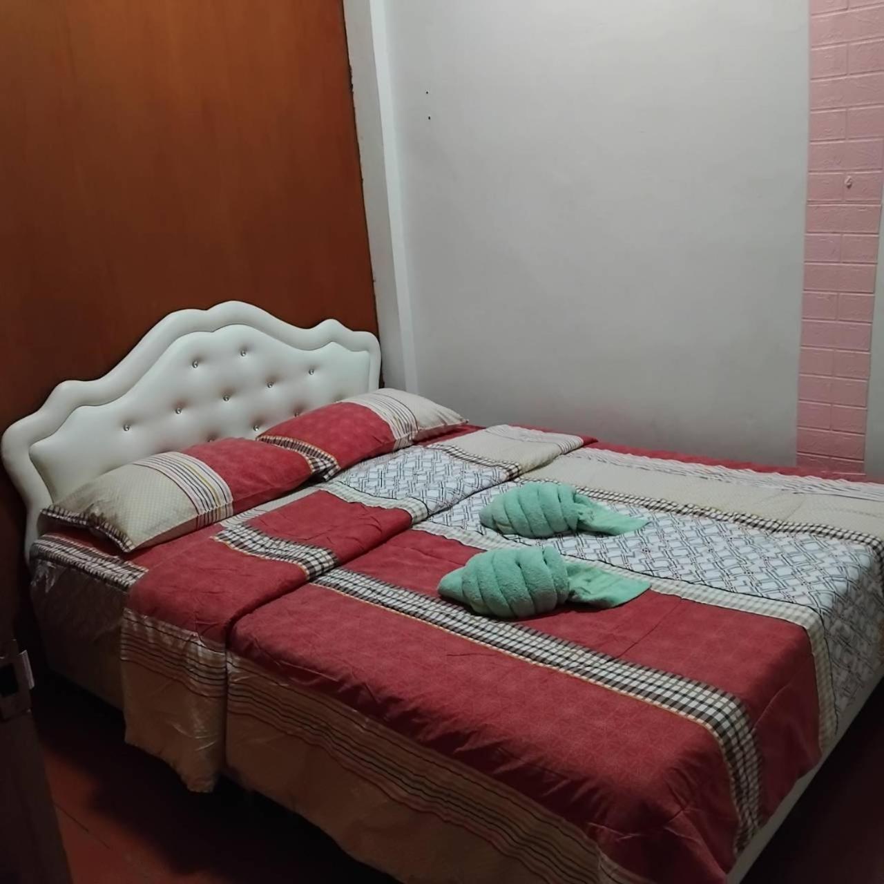 Albergue Sleepwith Me *