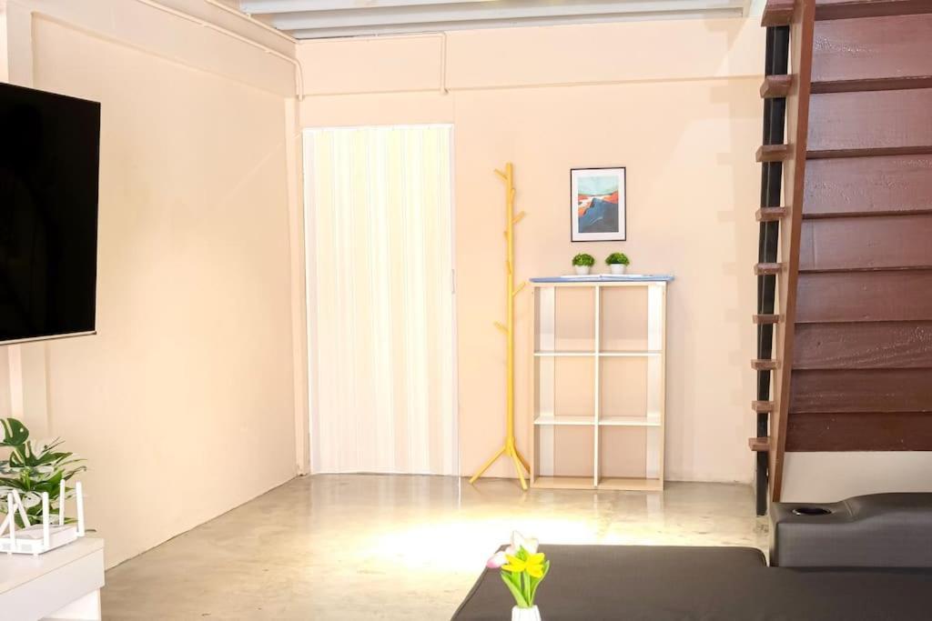 Holiday home Whole Loft House Near Iconsiam In Middle Of Food Hotspot *