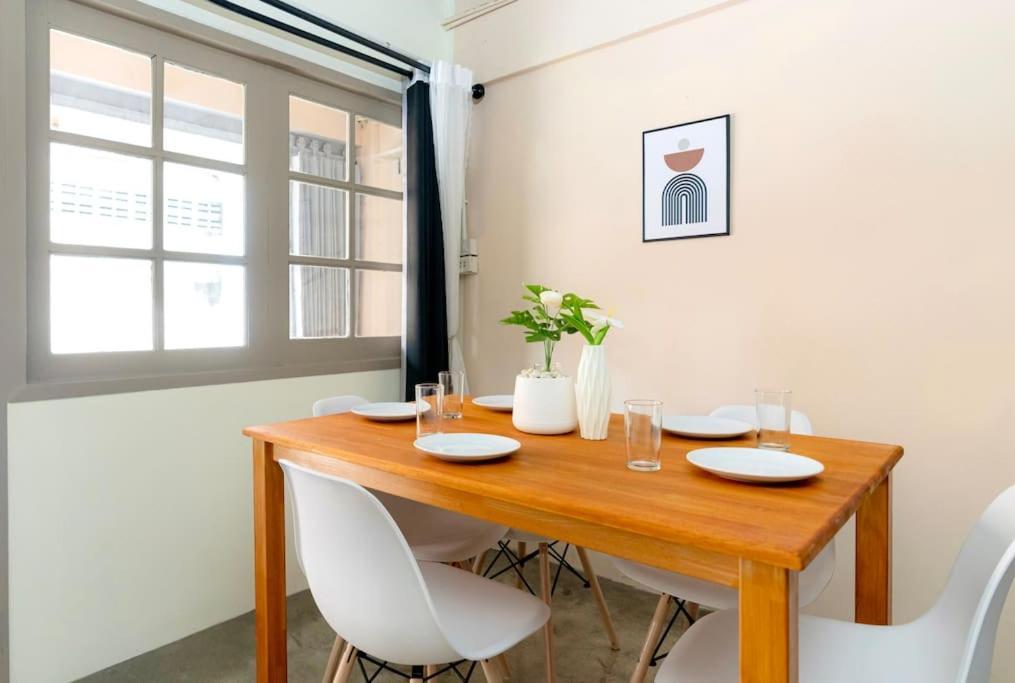 Whole Loft House Near Iconsiam In Middle Of Food Hotspot Holiday home