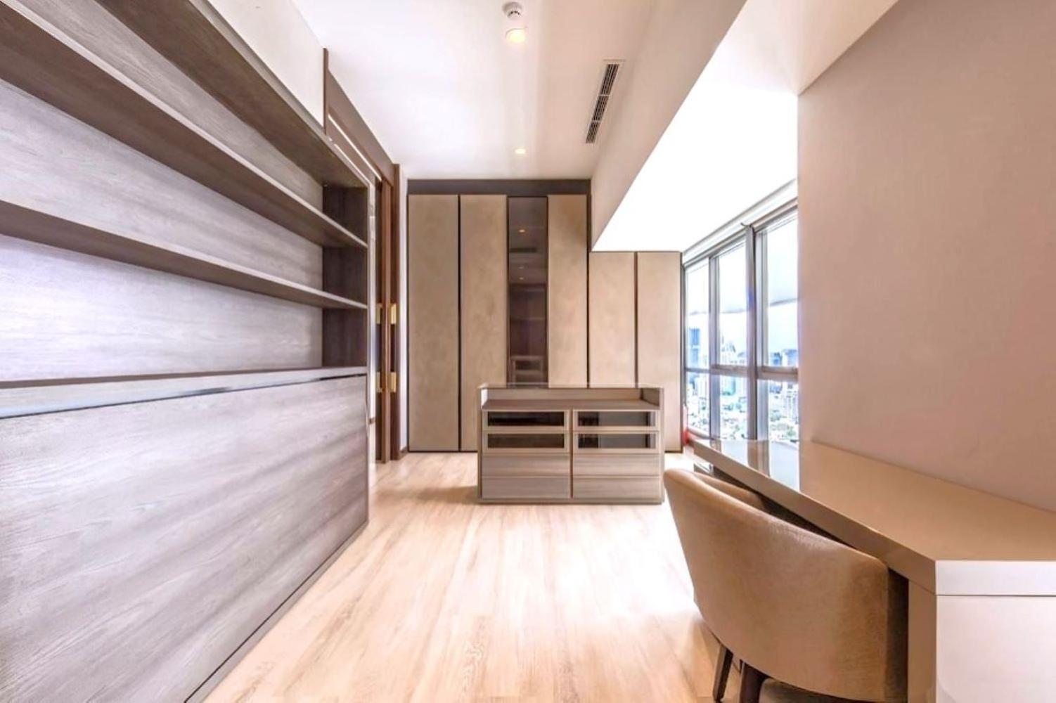 Apartment Super Luxury Large Over 230 Sqm 4 Bedroom Private Pool Phrom Phong High Floor *