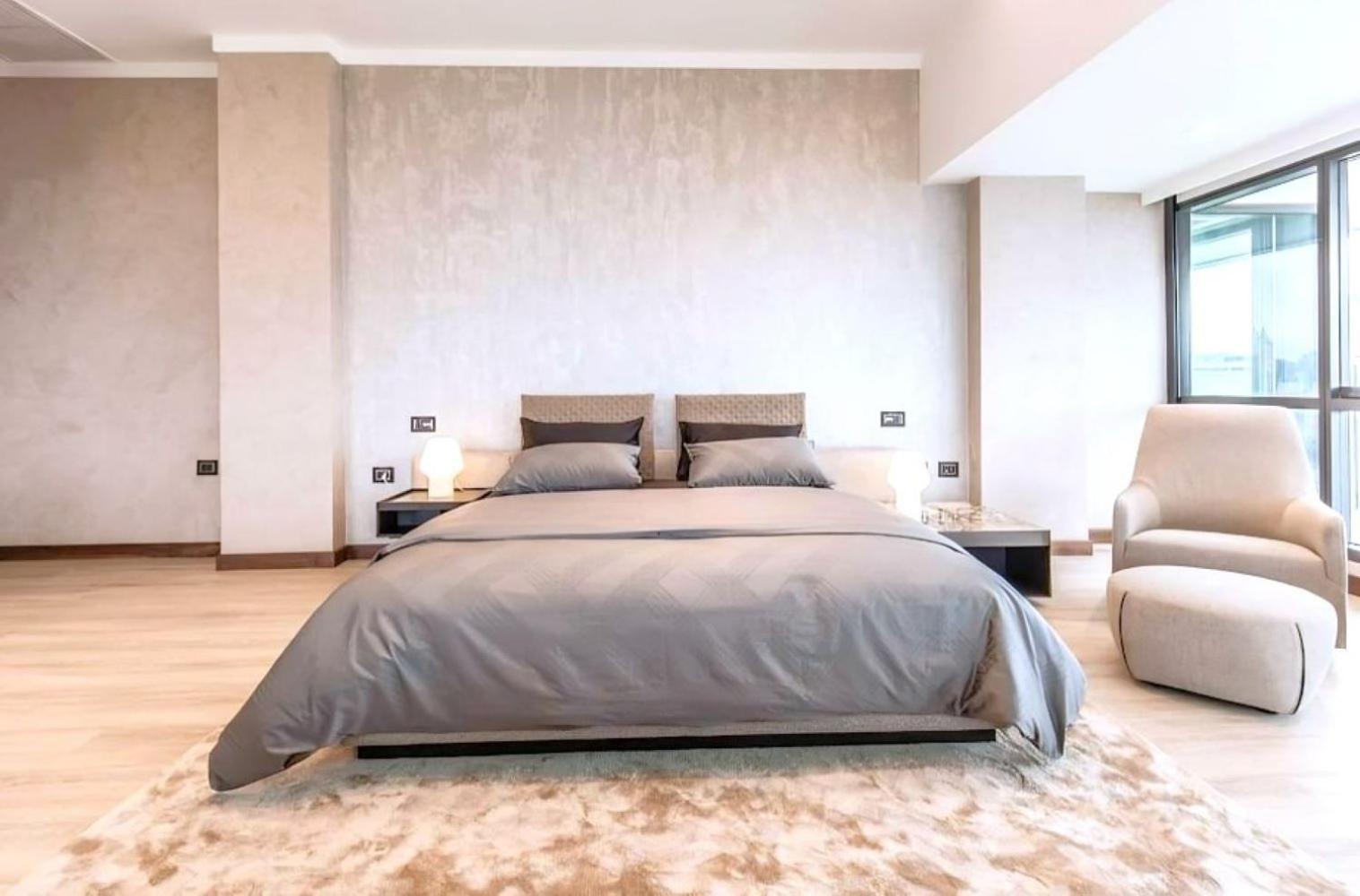 Apartment Super Luxury Large Over 230 Sqm 4 Bedroom Private Pool Phrom Phong High Floor