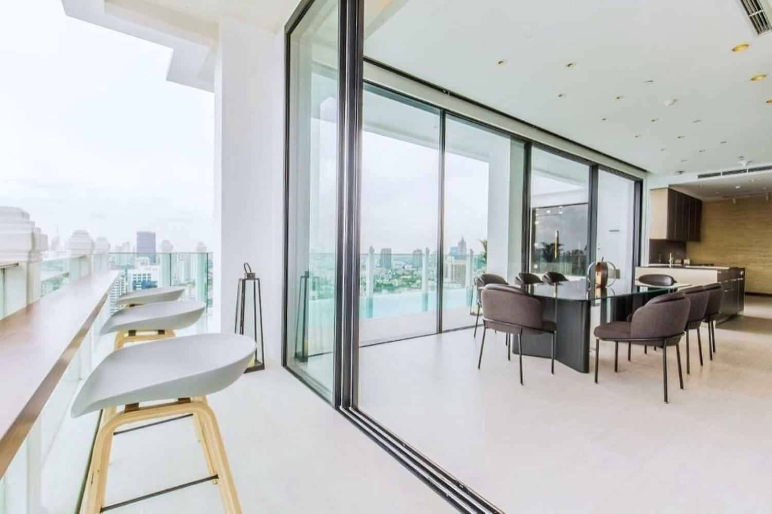 Apartment Super Luxury Large Over 230 Sqm 4 Bedroom Private Pool Phrom Phong High Floor *