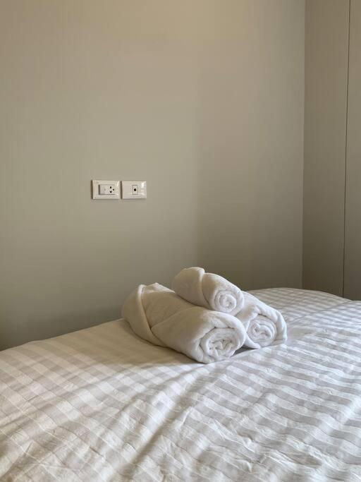 Apartment Modern At Onnut Bts Free Shuttle Bus Bangkok