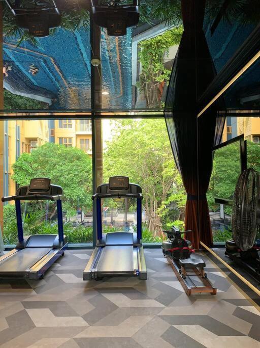 Modern At Onnut Bts Free Shuttle Bus Apartment Bangkok