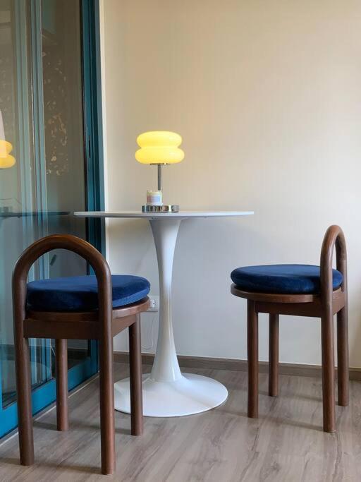 Modern At Onnut Bts Free Shuttle Bus Apartment Bangkok