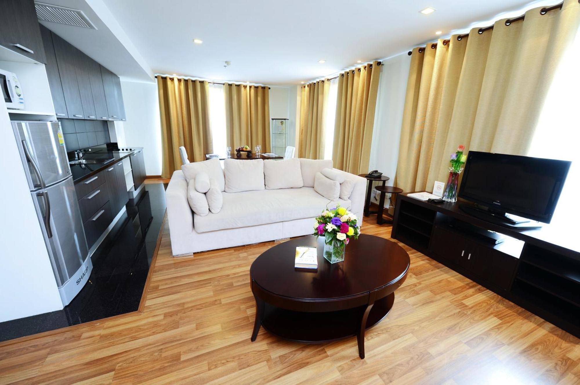 Hotel The Bless And Bangkok