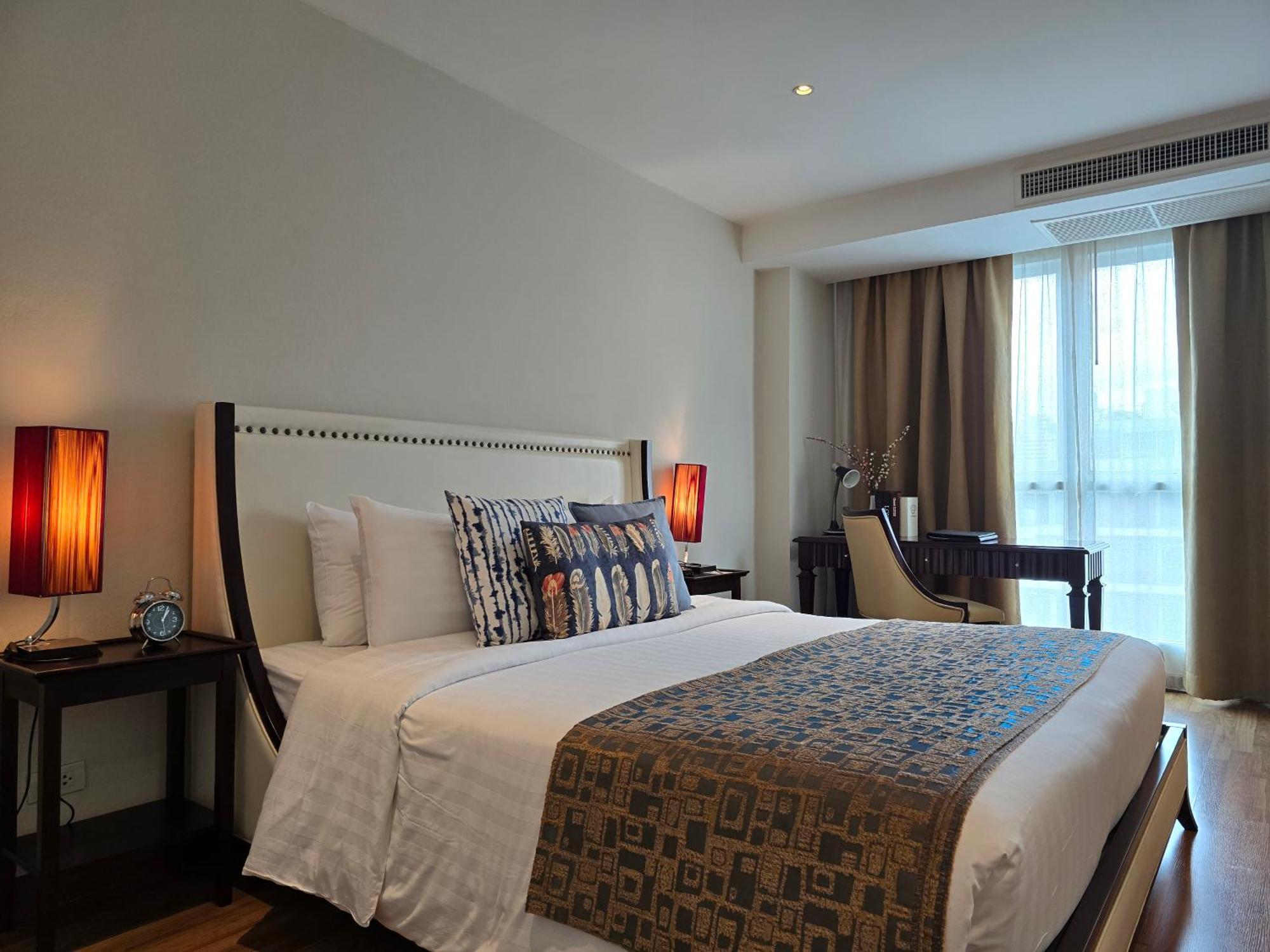 Hotel The Bless And Bangkok