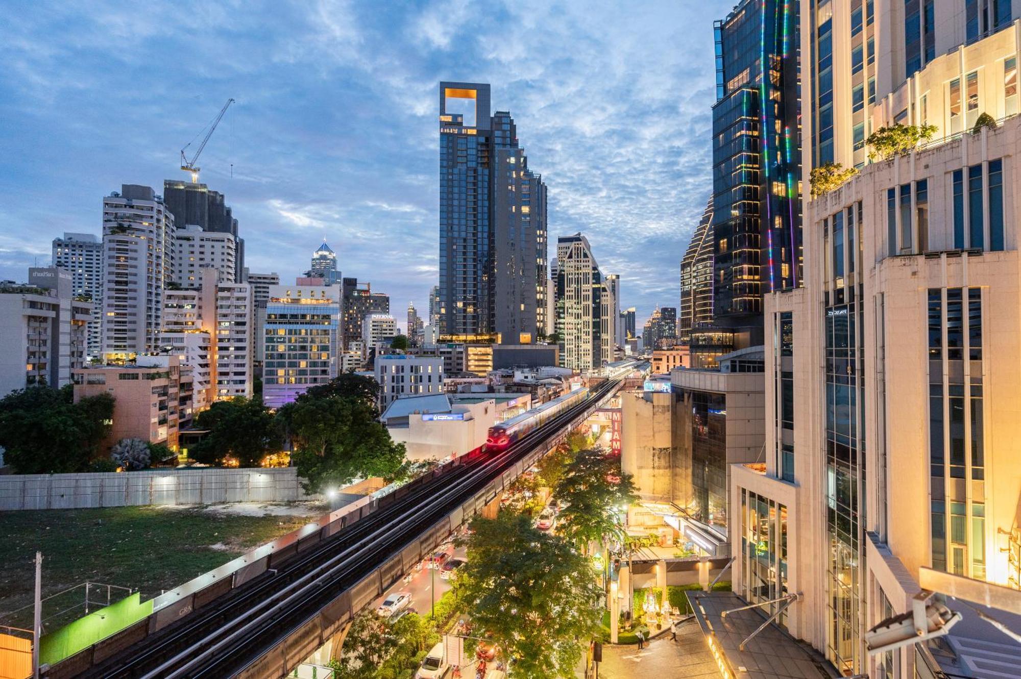 Ruamchitt Plaza 3* Bangkok