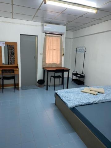 Appartement รัตนากร แมนชั่น Bangkok