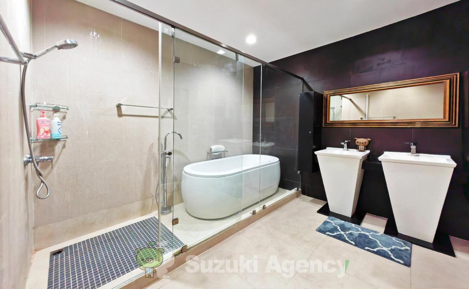 W8 Rise Lux Condo, 3 Bedroom Penthouse, Hip Bkk 5 Min From Thonglo Bts Station, Ok After The Earthquake Appartamento Bangkok