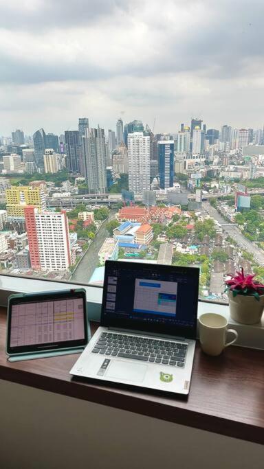 Circle Luxury View 42 Floor * Bangkok