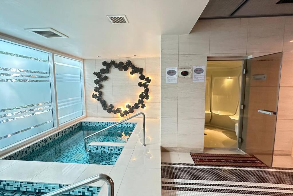 Circle Luxury View 42 Floor Bangkok