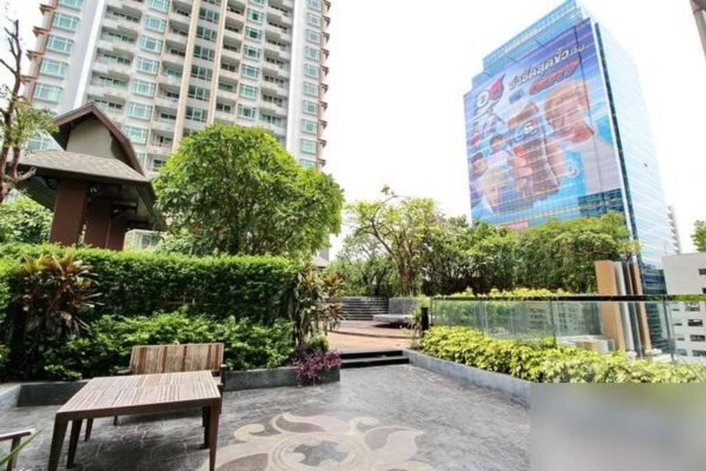 Circle Luxury View 42 Floor * Bangkok