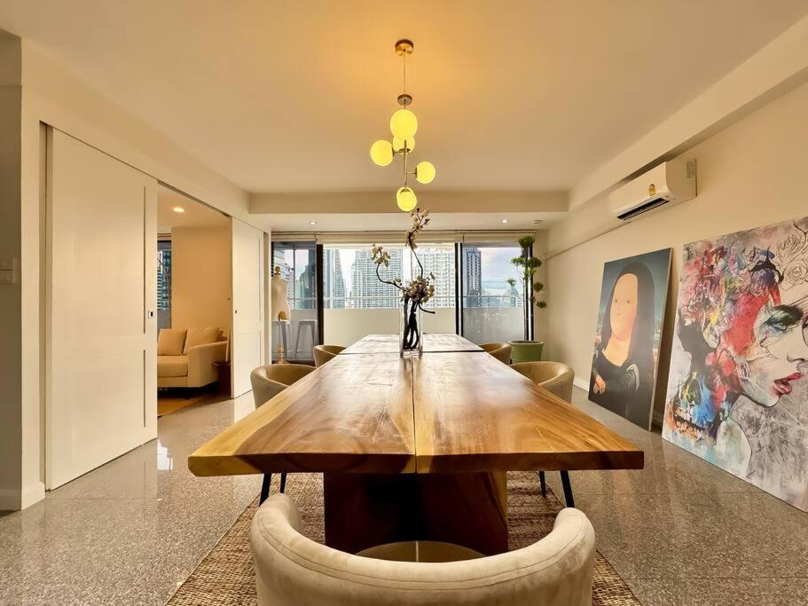 City Skyline Views 2-bed 2-bath, Center Of Silom Appartement