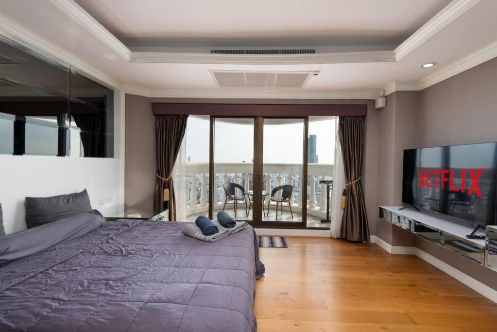 Apartment Bangrak Riverview High Floor Hangover 47fl