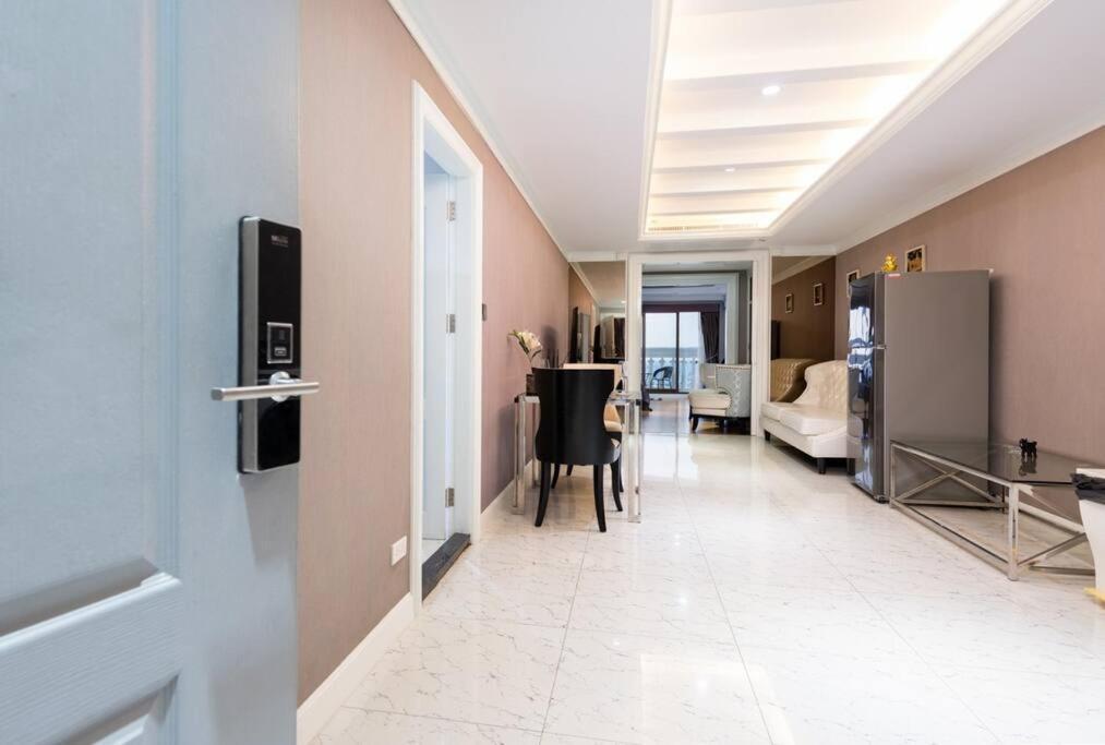 Apartment Bangrak Riverview High Floor Hangover 47fl