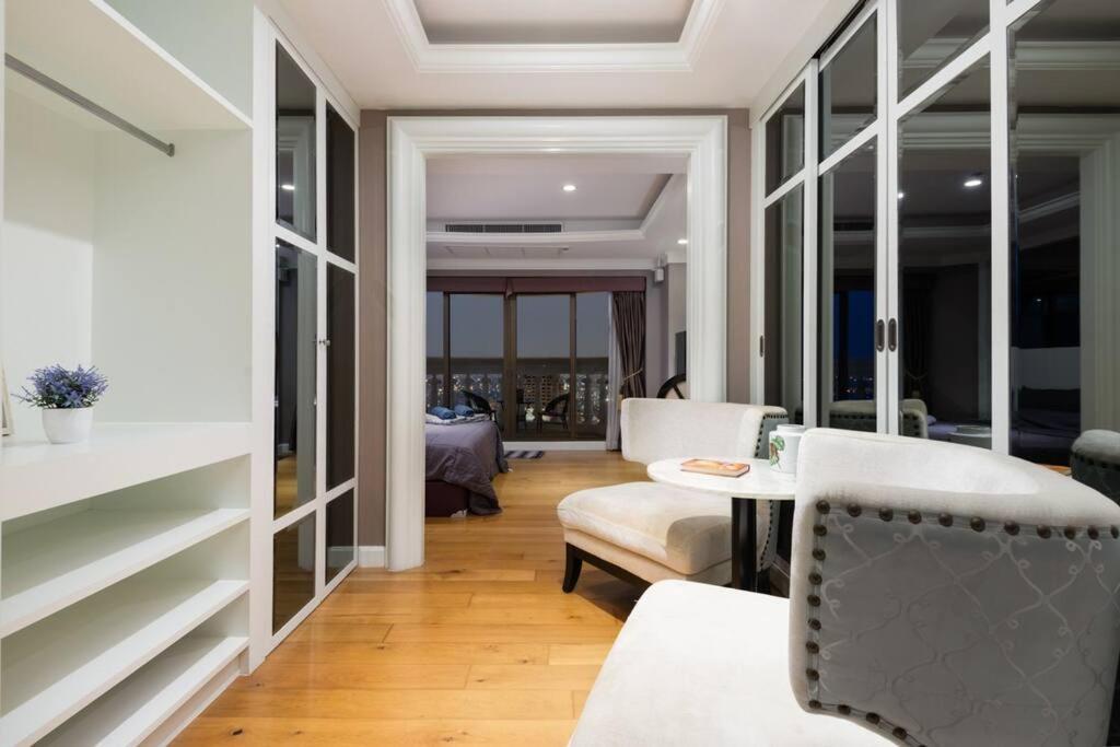 Bangrak Riverview High Floor Hangover 47fl * Bangkok