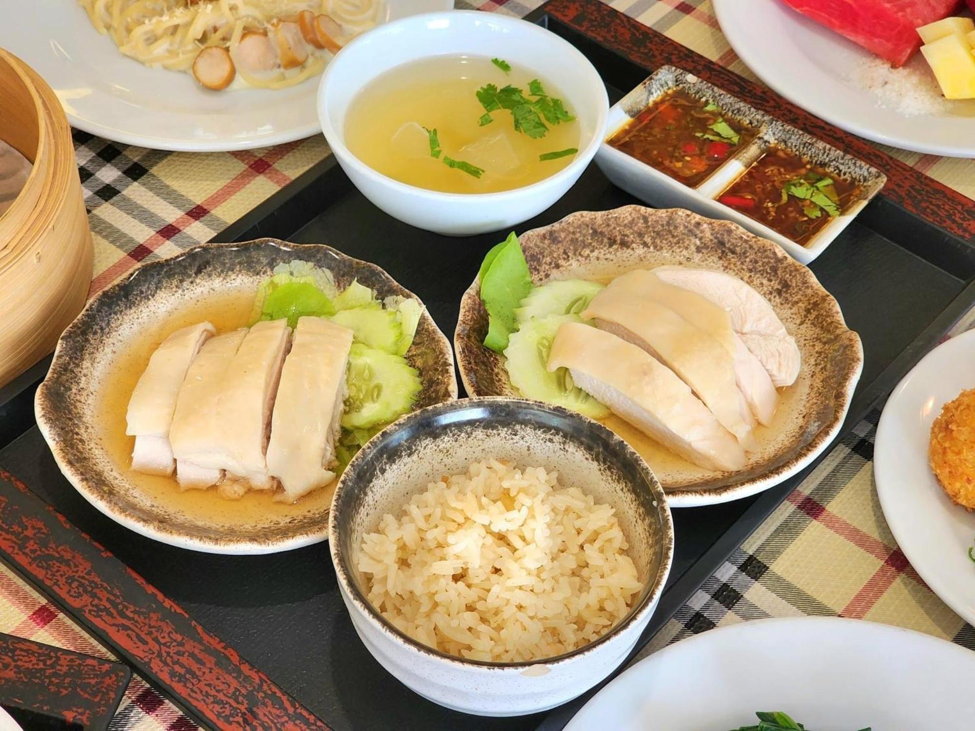 Palace Khách sạn 5*