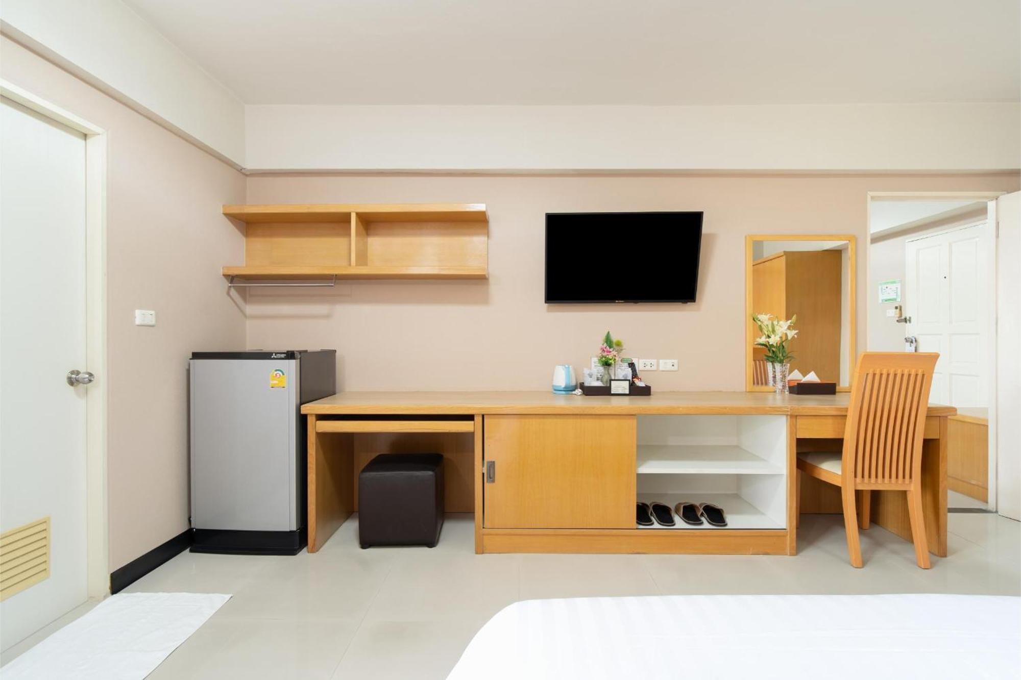 P-park 3* Bangkok