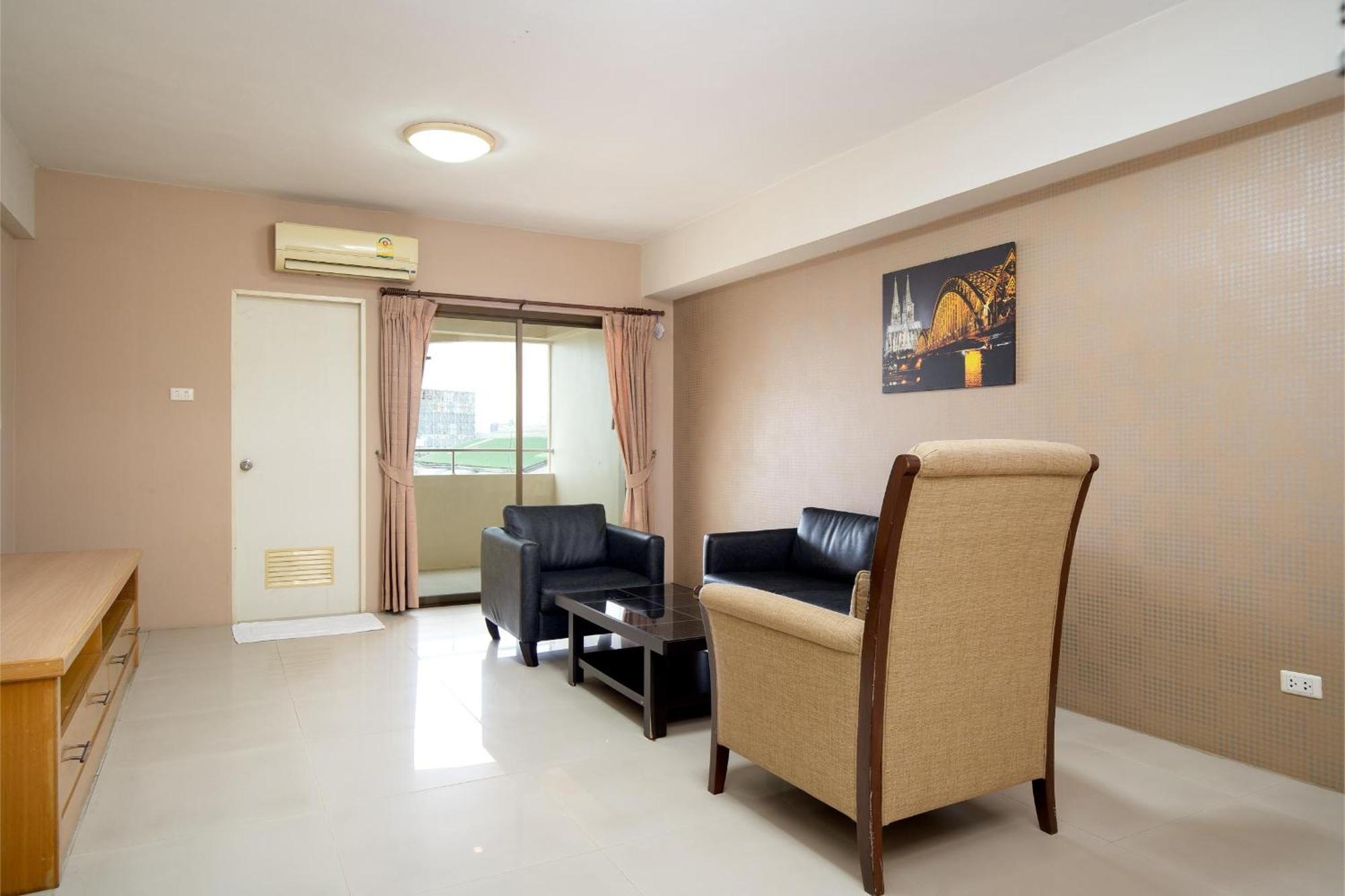 P-park Hotell 3*
