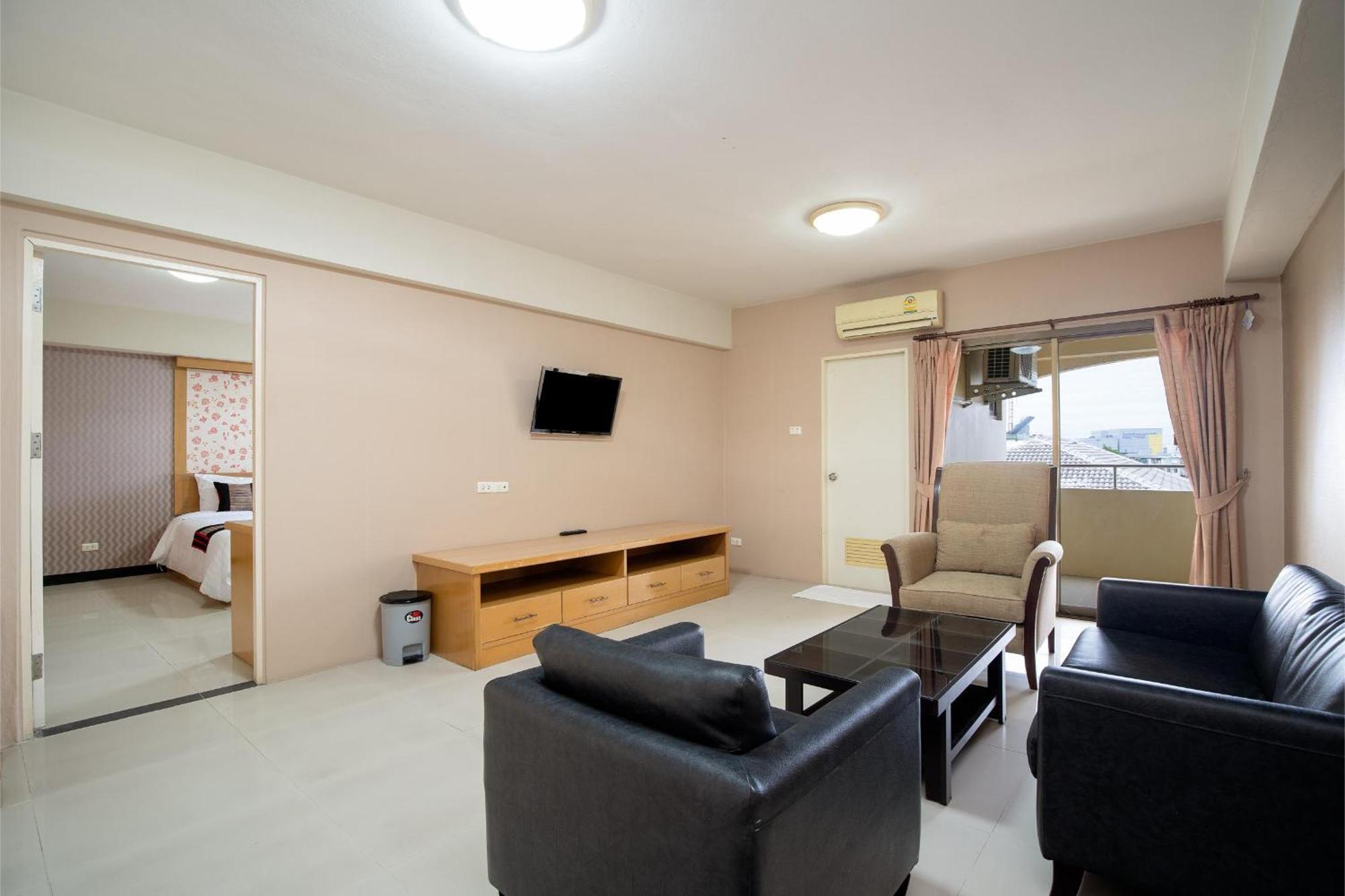 P-park Hotell 3*