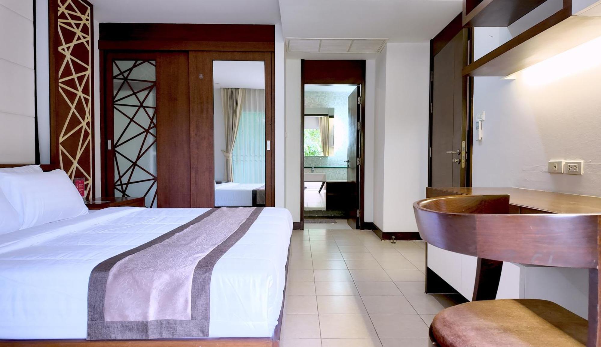 Charan Tower Residences By Aspira 3*