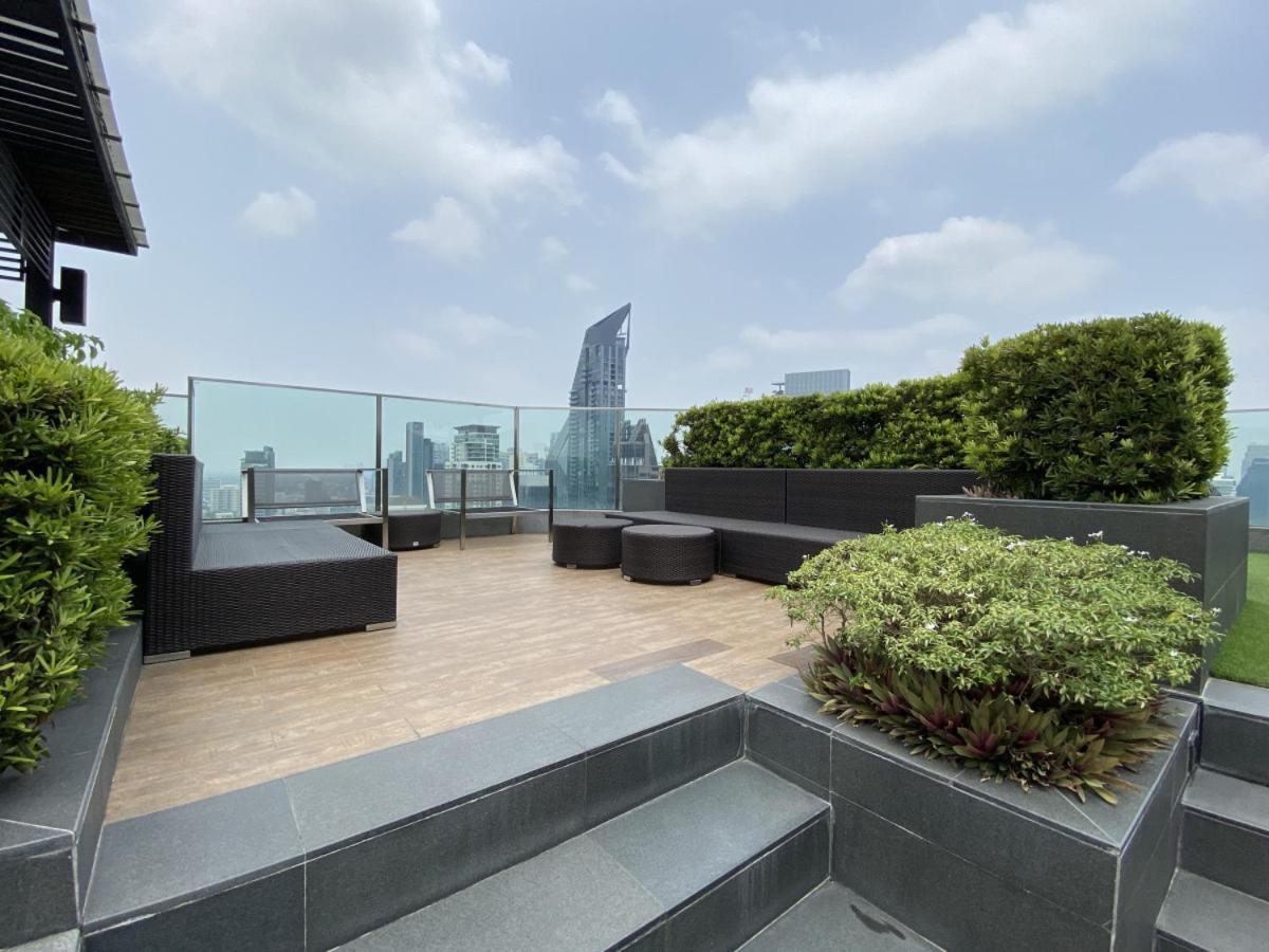 Stylish Modern 1br - Bts Phrom Phong - Ultra Fast Wifi Apartment