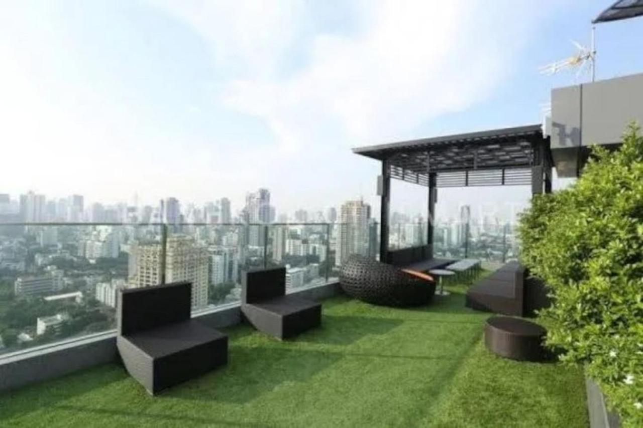 Stylish Modern 1br - Bts Phrom Phong - Ultra Fast Wifi