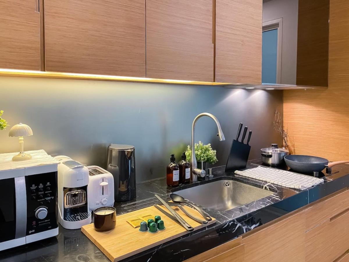 Transquil Residents 65 Sqm - Ultra Fast Wifi - Silom