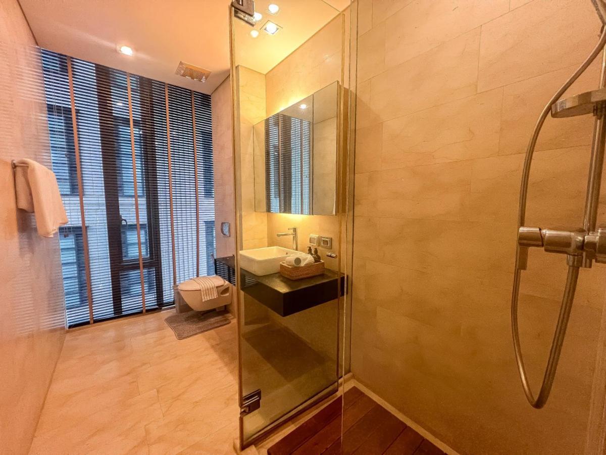 Transquil Residents 65 Sqm - Ultra Fast Wifi - Silom *