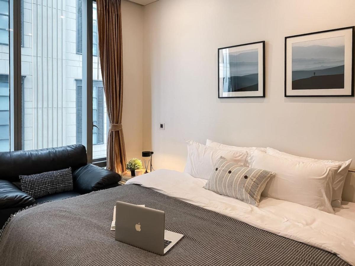 Transquil Residents 65 Sqm - Ultra Fast Wifi - Silom *