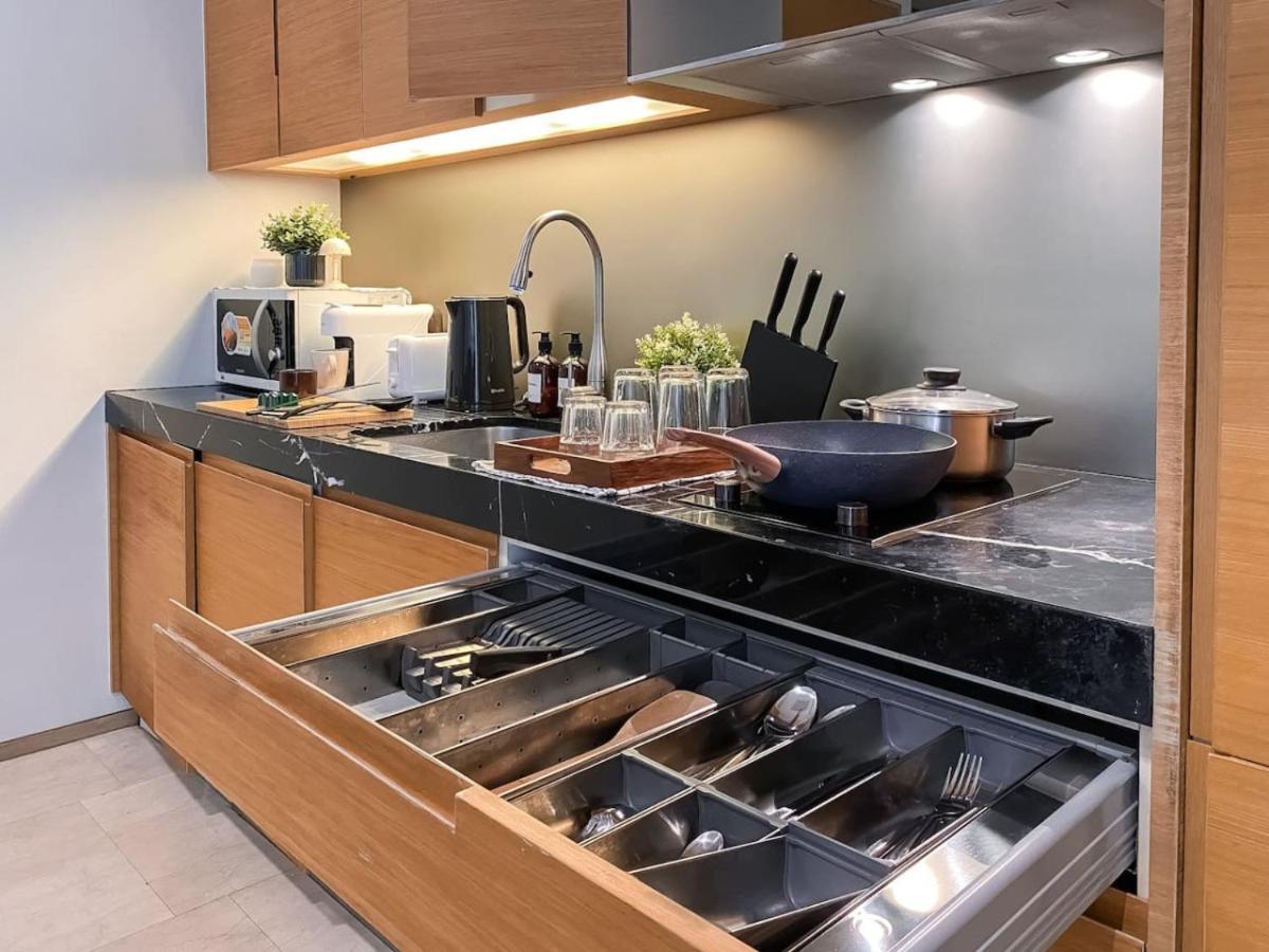 Transquil Residents 65 Sqm - Ultra Fast Wifi - Silom * Bangkok