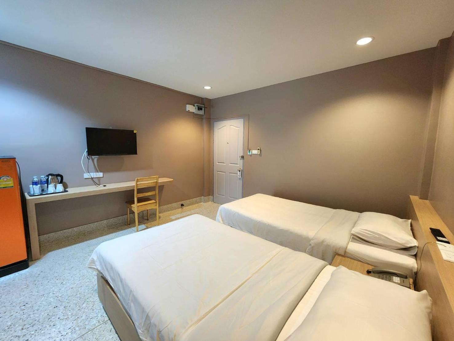 The Fifth Hotell 2*