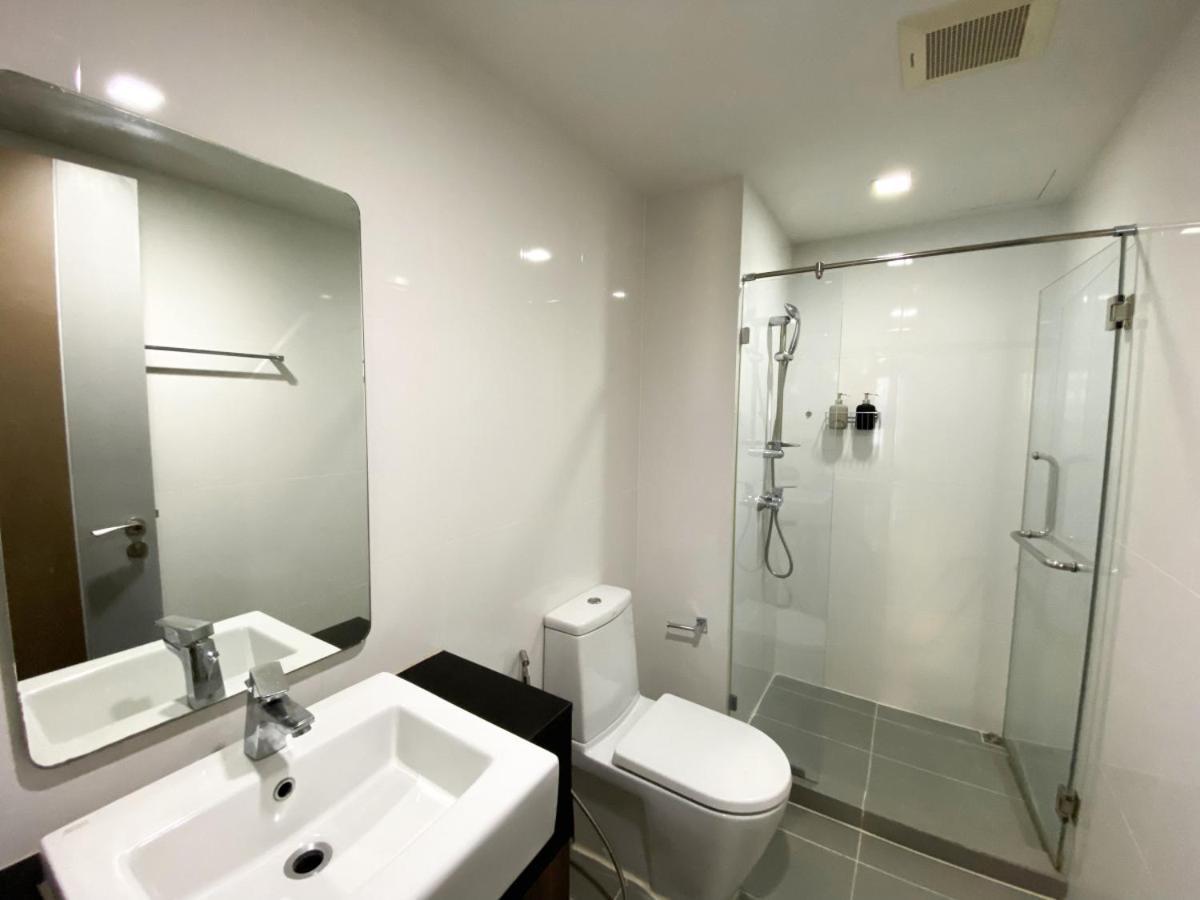 2br Modern Comfort At Vibrant Asok Bts Station