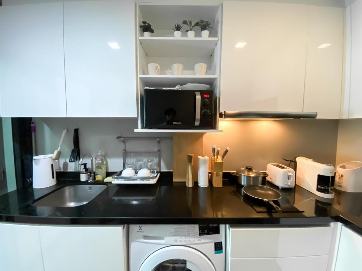 Holiday home 2br Modern Comfort At Vibrant Asok Bts Station *