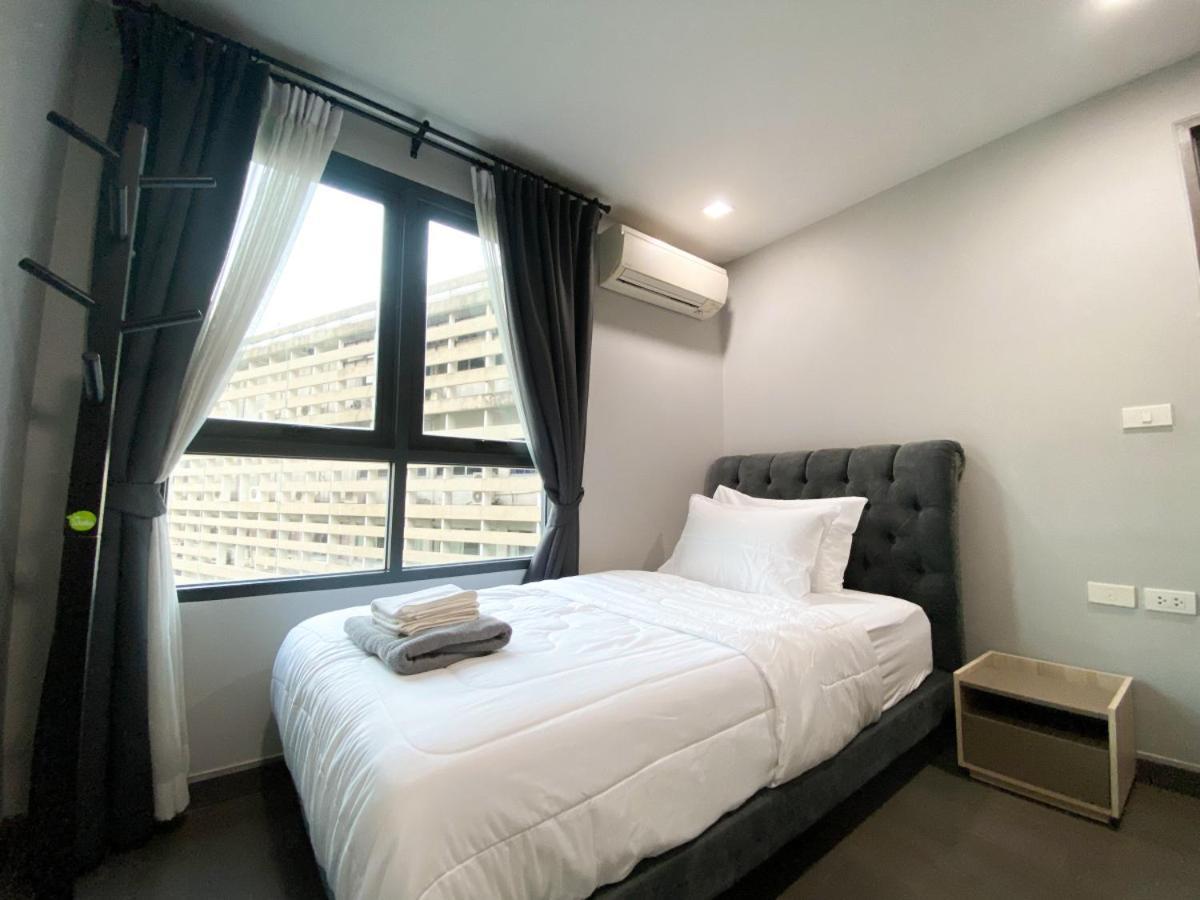 Holiday home 2br Modern Comfort At Vibrant Asok Bts Station
