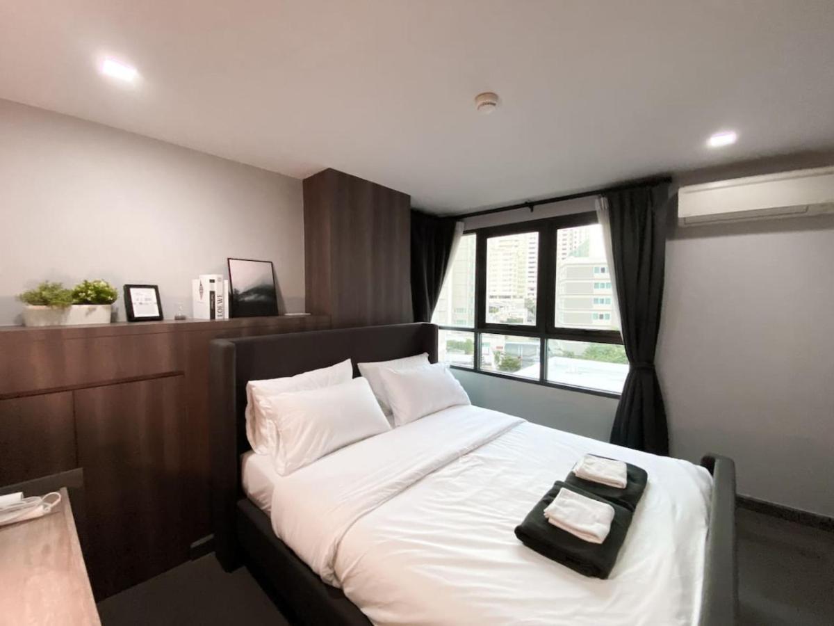 2br Modern Comfort At Vibrant Asok Bts Station Bangkok