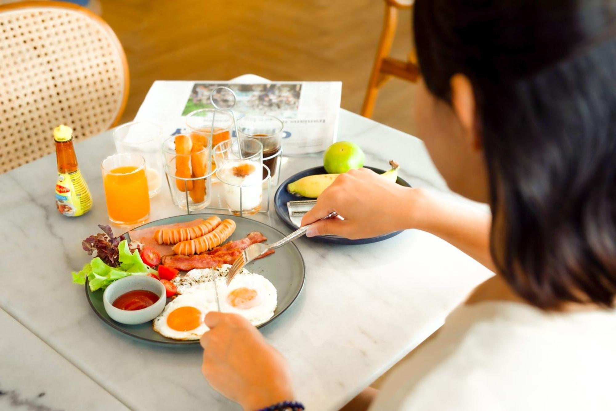 Khách sạn Thee By Th District 