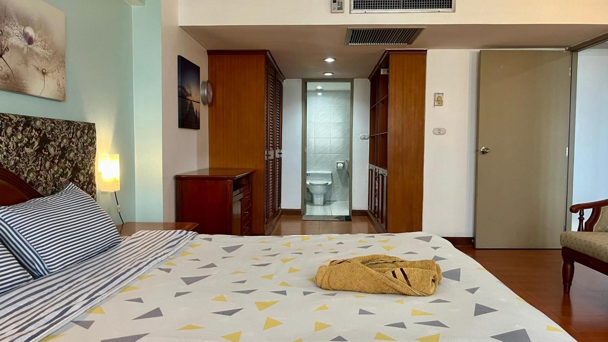 Omni Towers - Large 1 Bedroom Soi Nana * Banguecoque