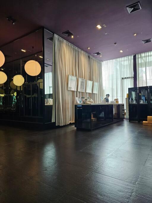 1br At Thonglor Bts Overlooking With Workspace * Bangkok