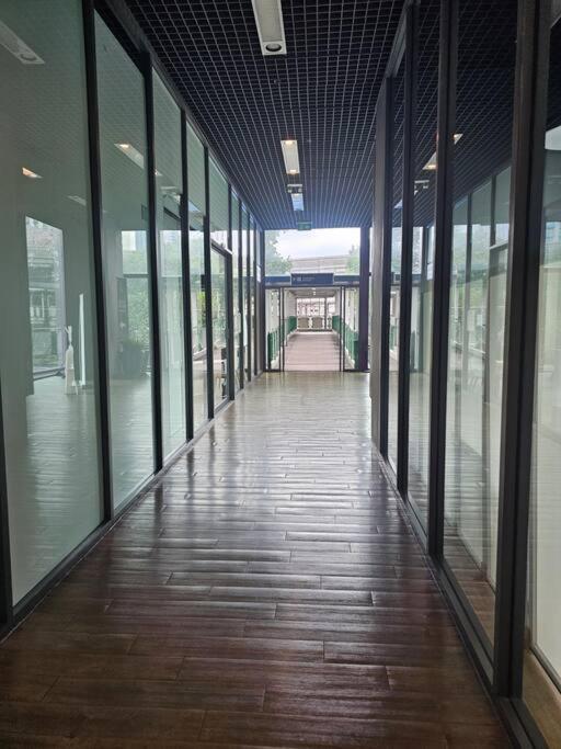 Apartment 1br At Thonglor Bts Overlooking With Workspace *