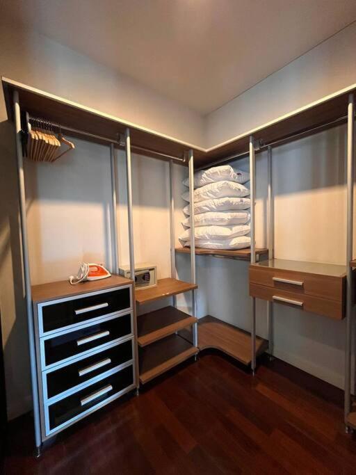 3br Sukhumvit Townhouse, Close To Emsphere And Bts Mrt Holiday home Bangkok