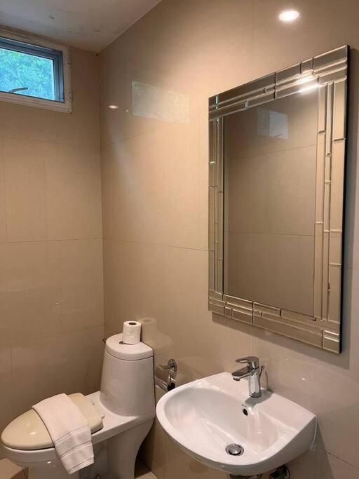 3br Sukhumvit Townhouse, Close To Emsphere And Bts Mrt Holiday home Bangkok