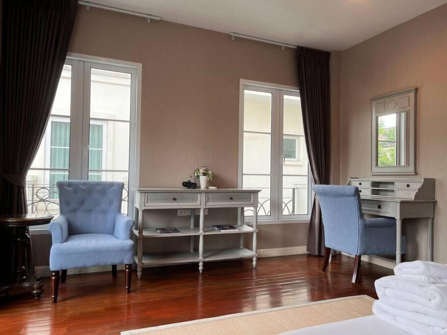 3br Sukhumvit Townhouse, Close To Emsphere And Bts Mrt Bangkok