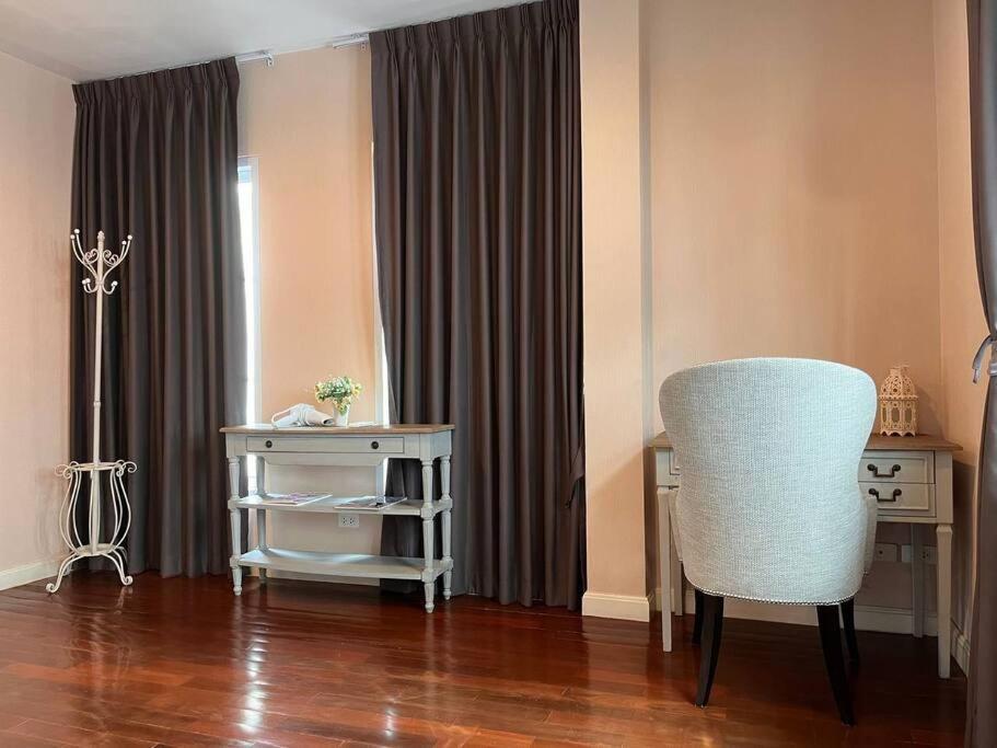 3br Sukhumvit Townhouse, Close To Emsphere And Bts Mrt Holiday home *