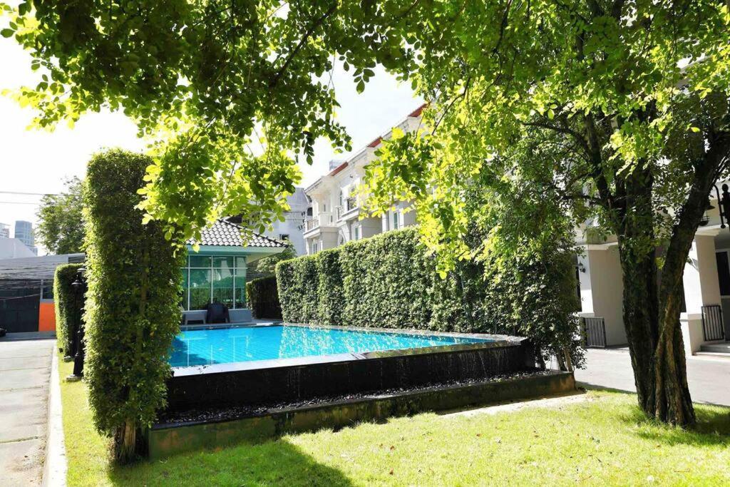 3br Sukhumvit Townhouse, Close To Emsphere And Bts Mrt Holiday home