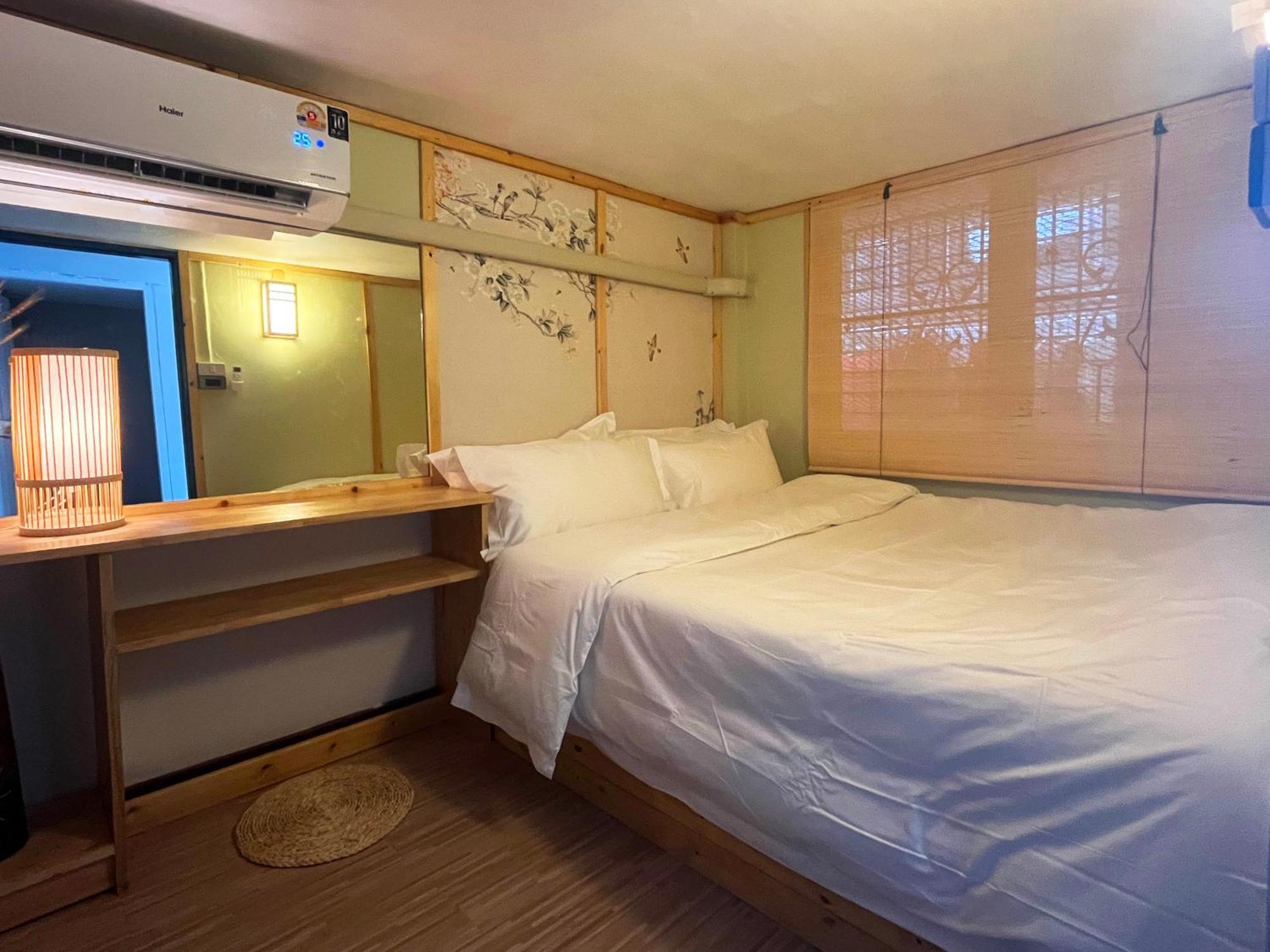 Villa 曼谷市中心素坤逸4卧 泳池别墅 近nana 近asoka *