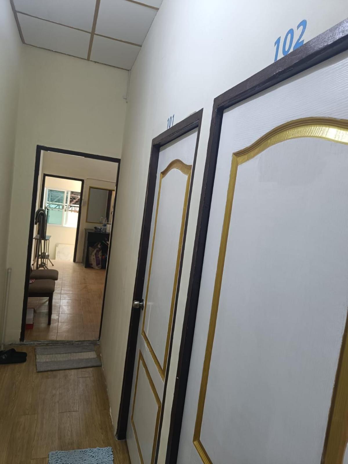 The House Nhà trọ