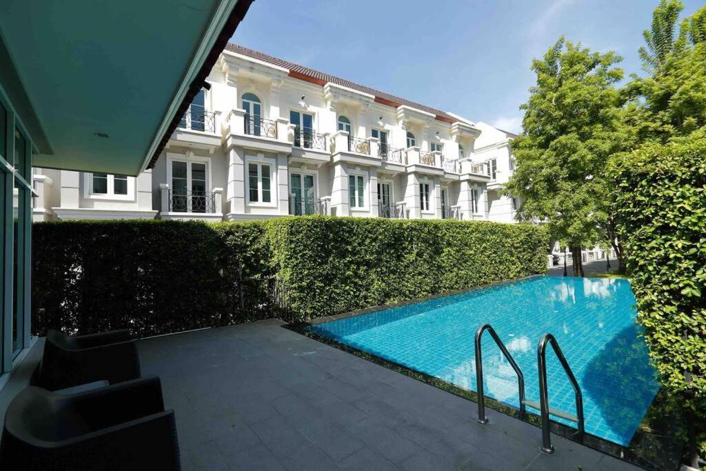 Casa vacanze Sukhumvit 16 Townhouses, Inhome Luxury Residences *